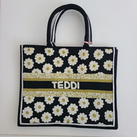 Dasies Personalized Tote (preorder)